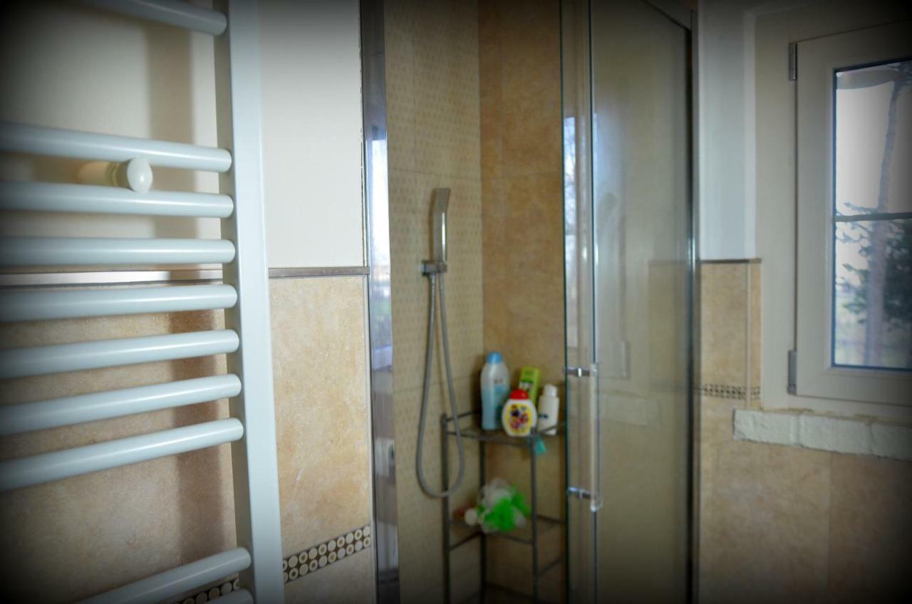 Elisabeth House Hotel Lucignano Bagian luar foto